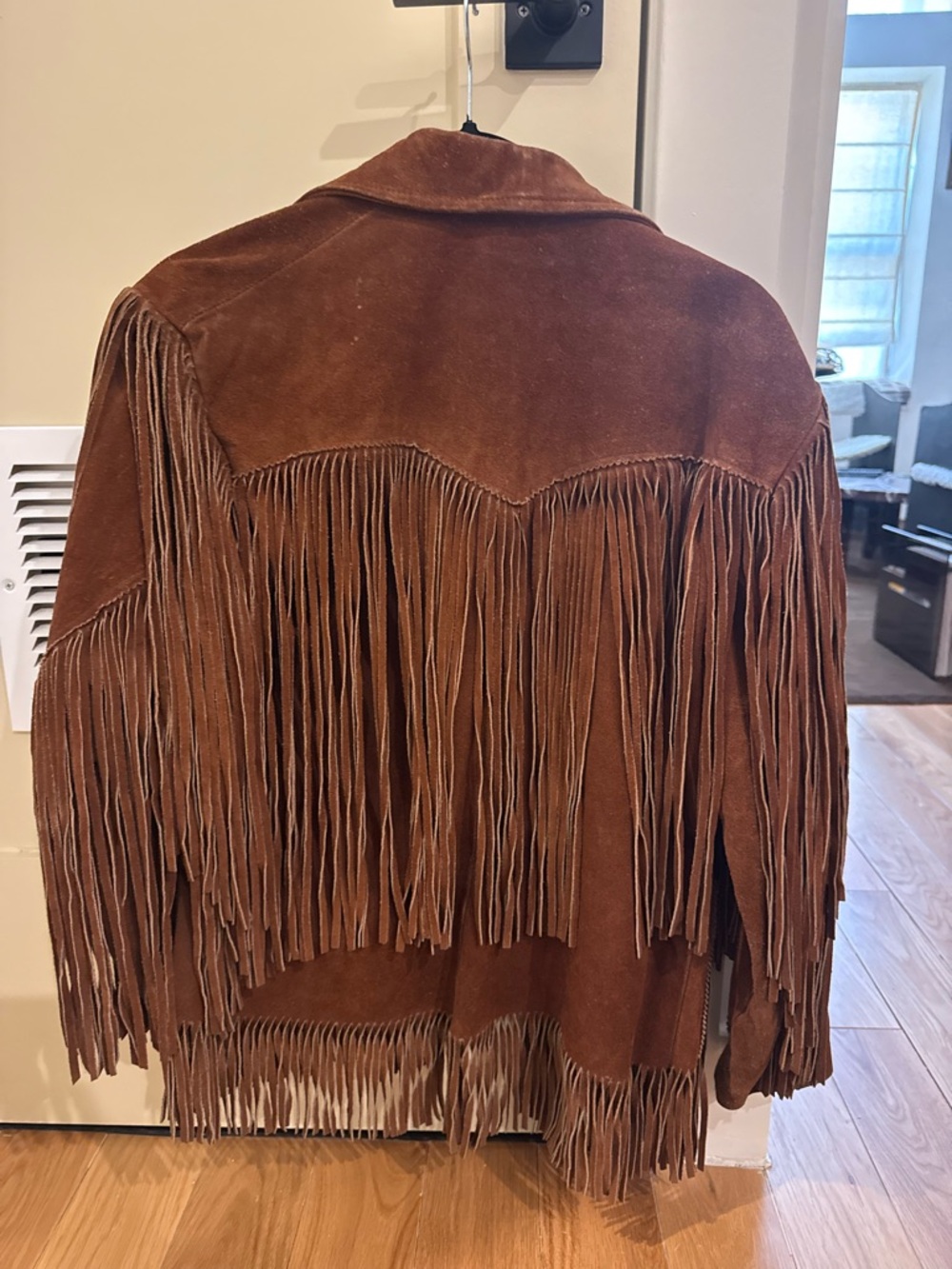 Fringed Suede Jacket - Brown. Vintage. - Picture 7 of 14